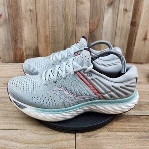Saucony Triumph 17 Womens size 10 Athletic Running Shoes